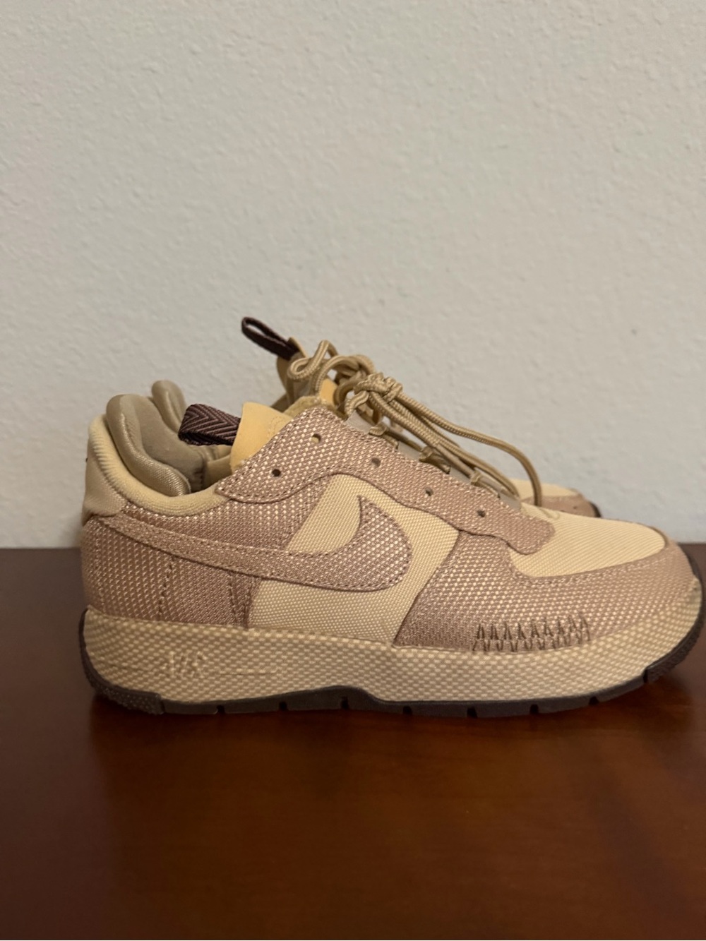 Nike Women’s Tan and Cream Low-Top Sneakers